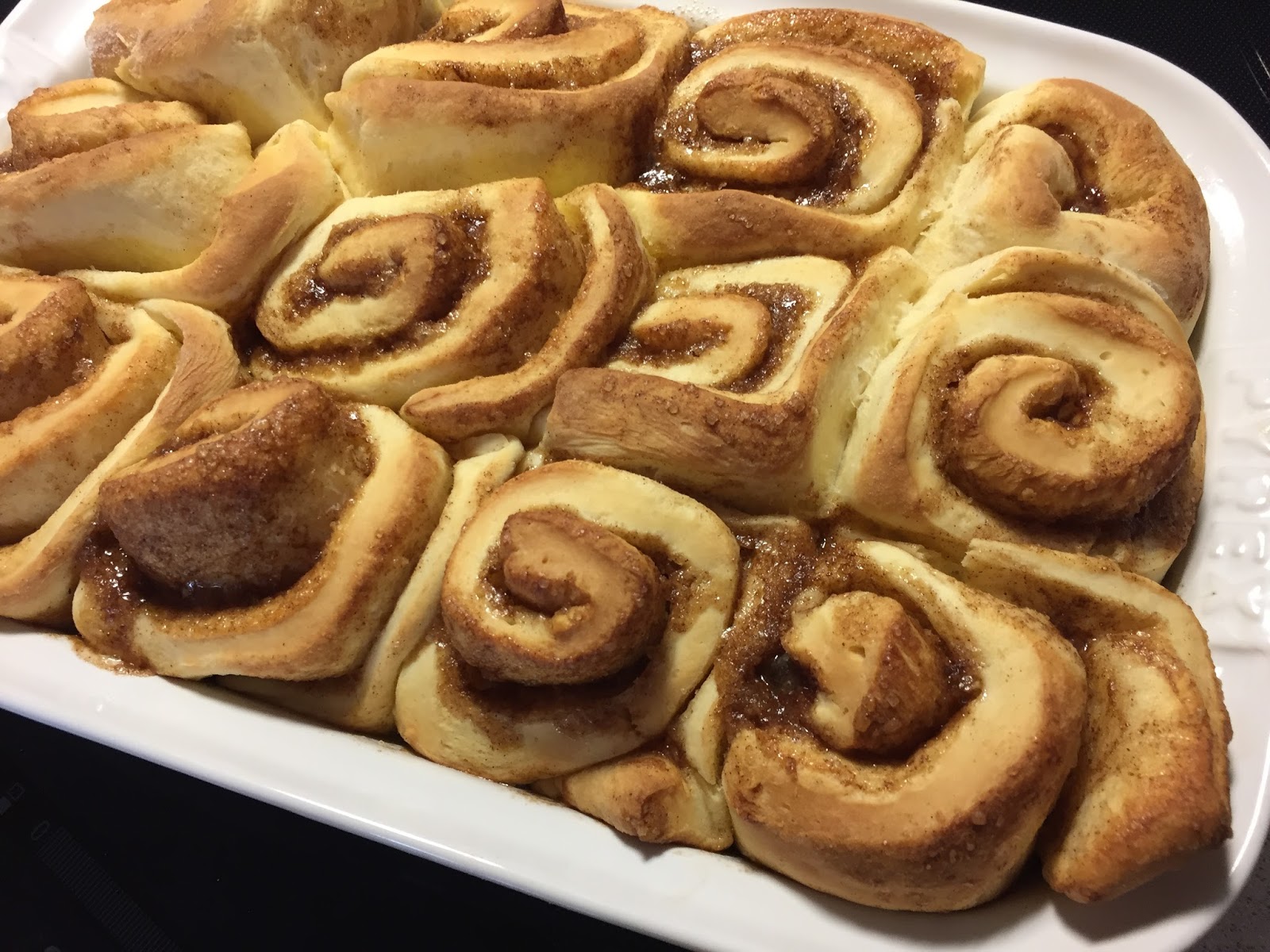 Groni&amp;#39;s Kitchen: Amerikanische Cinnamon Rolls - Zimtrollen