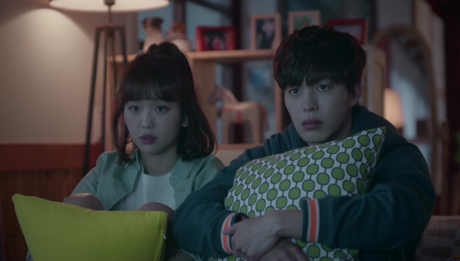 Часы пол третьего. 15 30 на циферблате. Дорама среда 15:30 смотреть онлайн. Среда 15 30 дорама постер. 15 30 pm.