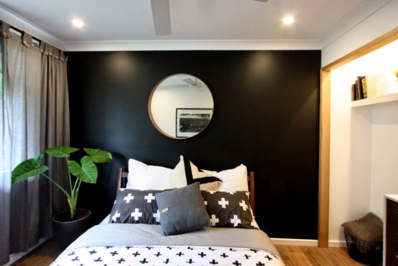 AgentThirtySix: The new & improved Stank Room