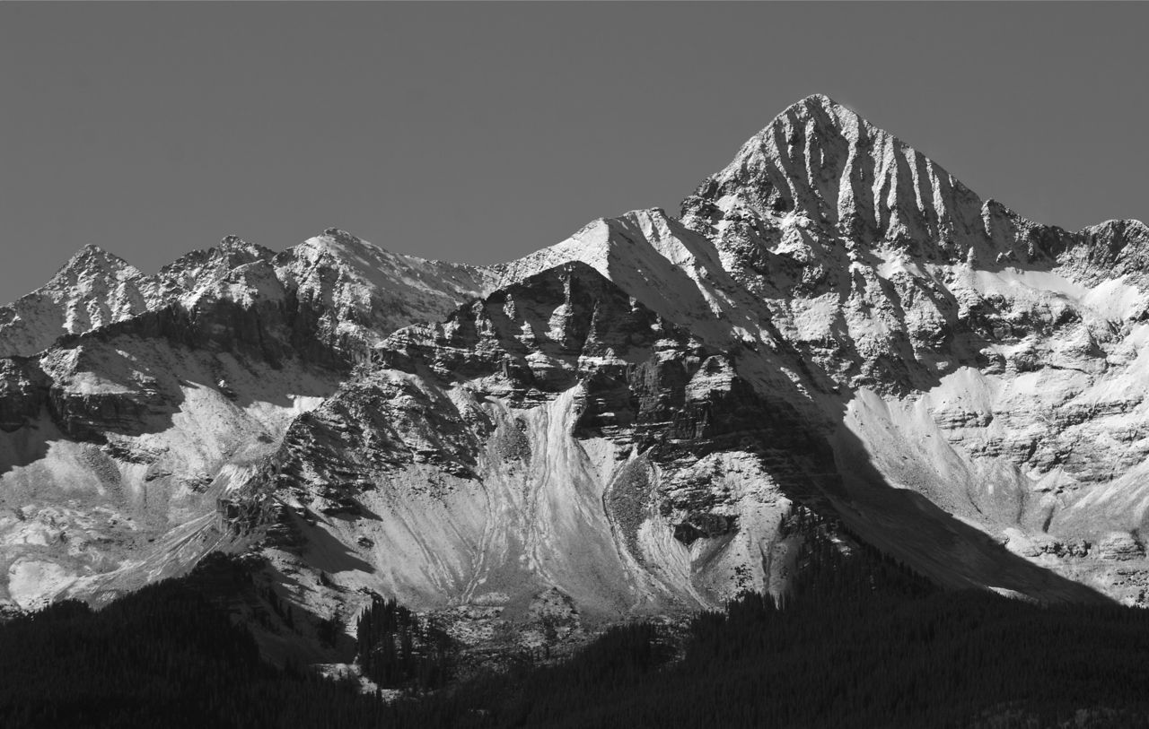 Mountain Pictures: Mountains Black and White