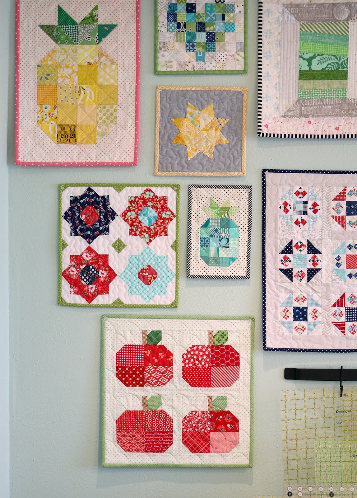 A Bright Corner Scrappy Apples Mini Quilt + Spelling Bee Book