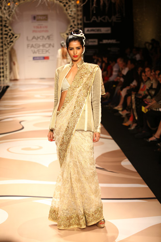 Desi Fashion: Fav Designers from Lakme Fashion Week
