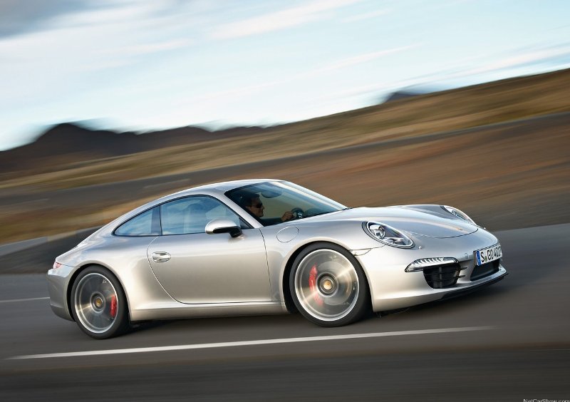 Porsche 911 - самое надежное бу авто до трех лет