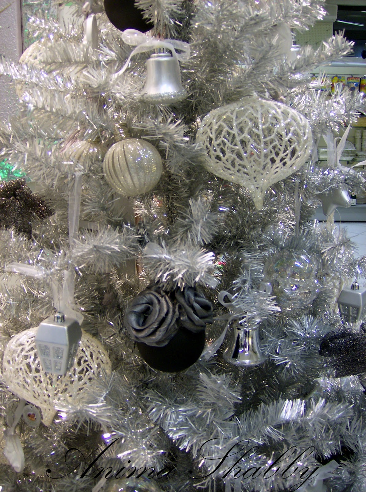 Albero Di Natale Nero E Argento.Albero Di Natale In Argento Bianco E Nero