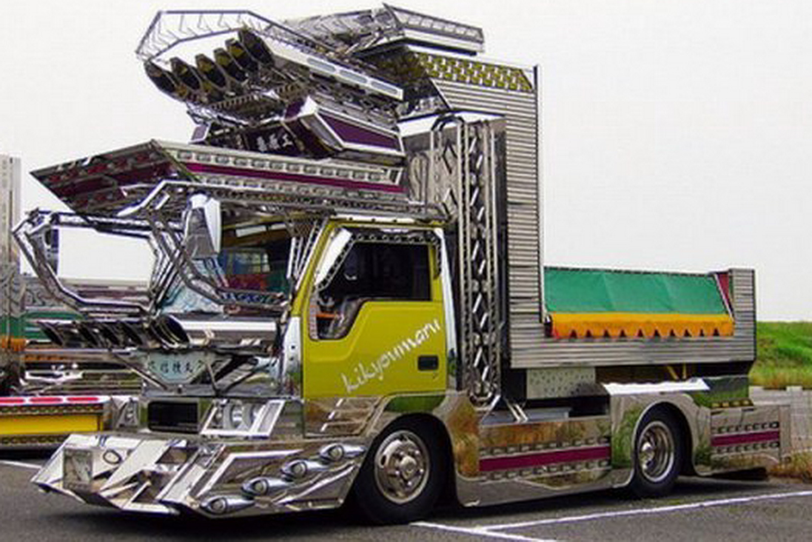 New Motorcycle, Custom & modification, Review and Specs Strange