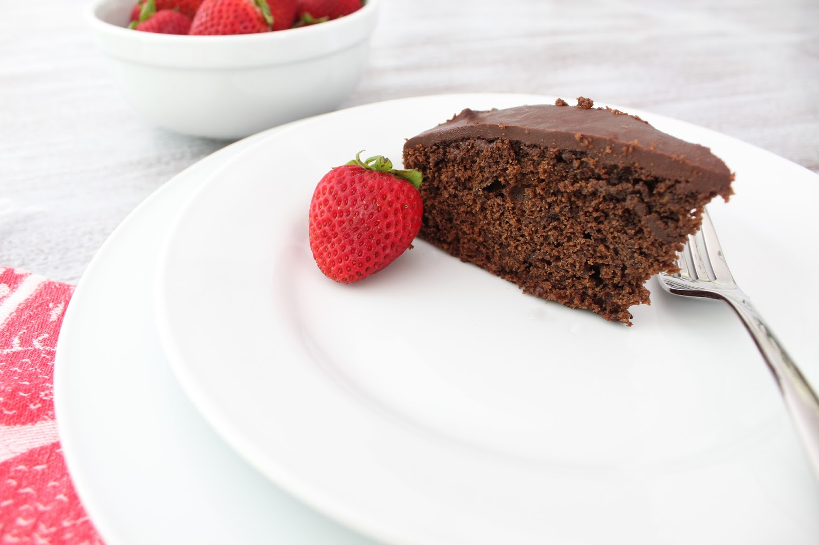 A Simple & Delicious Chocolate Cake With Ganache Recipe | Cottage and ...