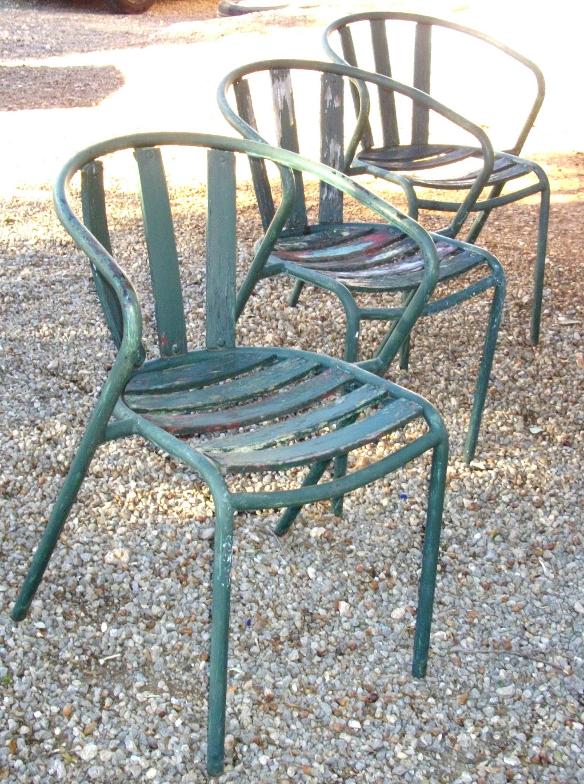 lot 3 anciennes chaises de jardin de bar bistrot atelier
