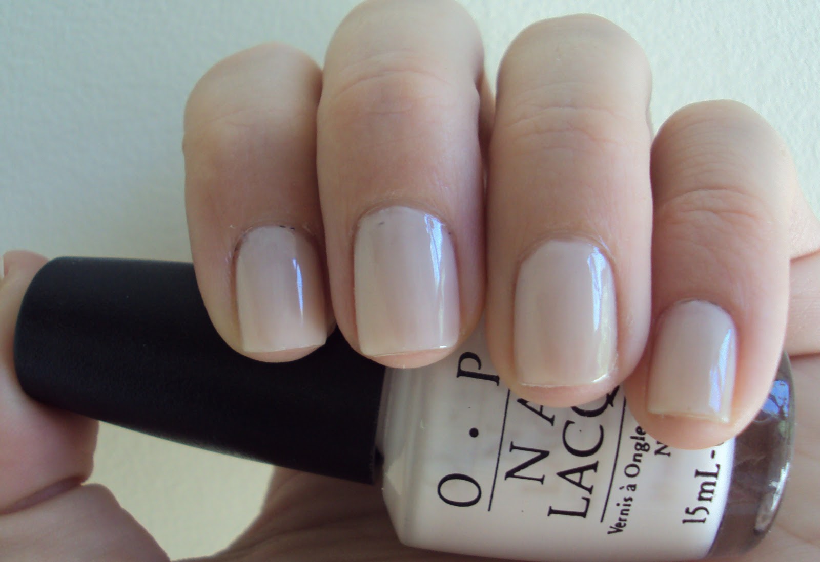 Ansa's Beauty and fashion blog: NOTD - Essie Ballet Slippers