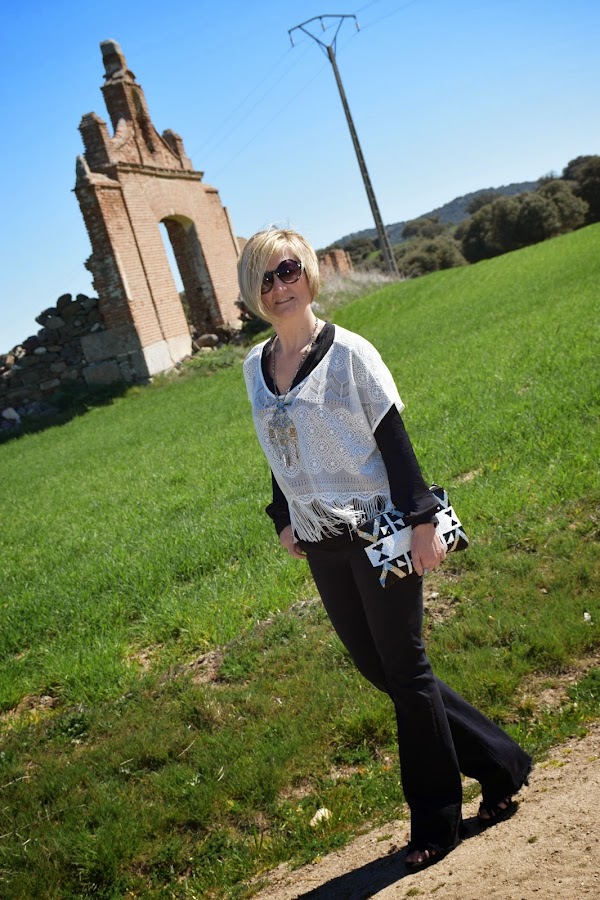 fringed crop top oversize flared pants black and white seventies
