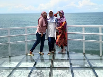 Lokasi Dan Tiket Masuk Jembatan Kaca Pantai Nguluran Gunung Kidul Lokasi Dan Tiket Masuk Jembatan Kaca Pantai Nguluran Gunung Kidul