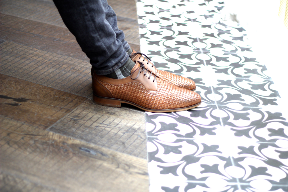 Blog-mode-style-homme-masculin-dandy-san-marin-testeurs-de-shoes-concours-les-halles-chouettes-restaurant-marais-chaussures-tressées-cuir-maison-souquet-grand-palais-keita-photo-expo-photocall-boubou - 3