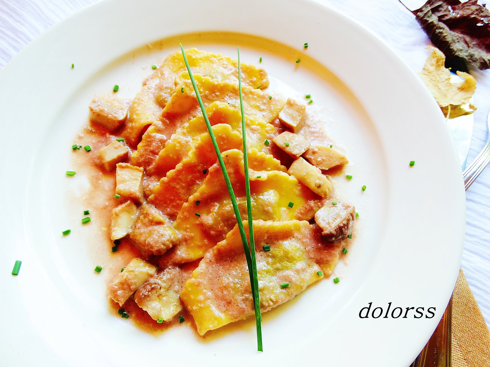 Blog de cuina de la dolorss Pasta fresca triangolini porcini con salsa de vino y ceps