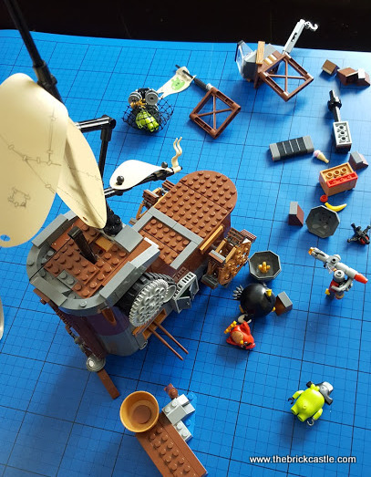 Review: LEGO 75825 Piggy Pirate Ship - Jay's Brick Blog