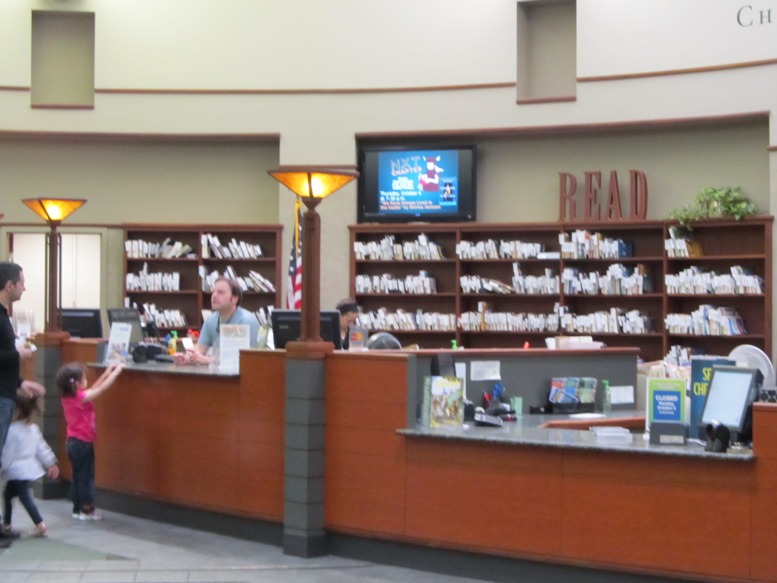 The Brunette Librarian: A Visit to the Library Center in Springfield ...