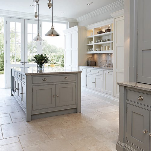 Kitchen Decor Inspiration Bespoke, Timeless, and Modern Shaker Kitchen