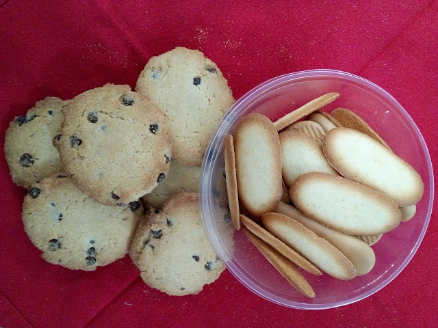 Come riciclare i biscotti avanzati: la ricetta della torta ai coockies