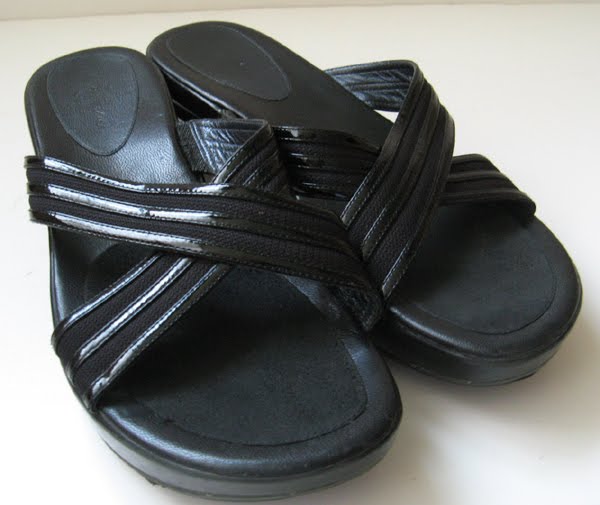 COLE HAAN NIKE AIR SANDALS BLACK SIZE 10
