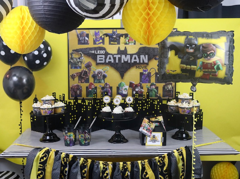 LEGO Batman Movie Party + Legoland Event - LAURA'S little PARTY
