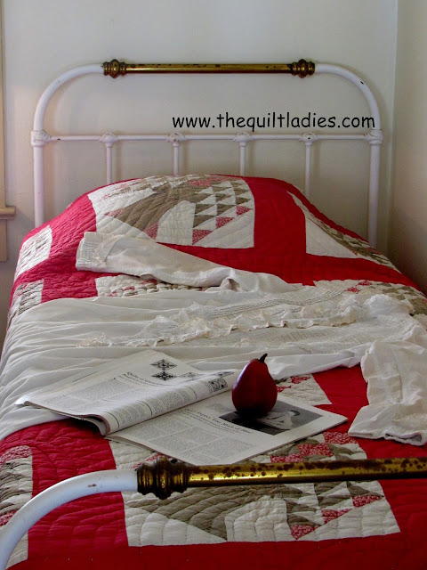 Red and White Tree pattern quilt 