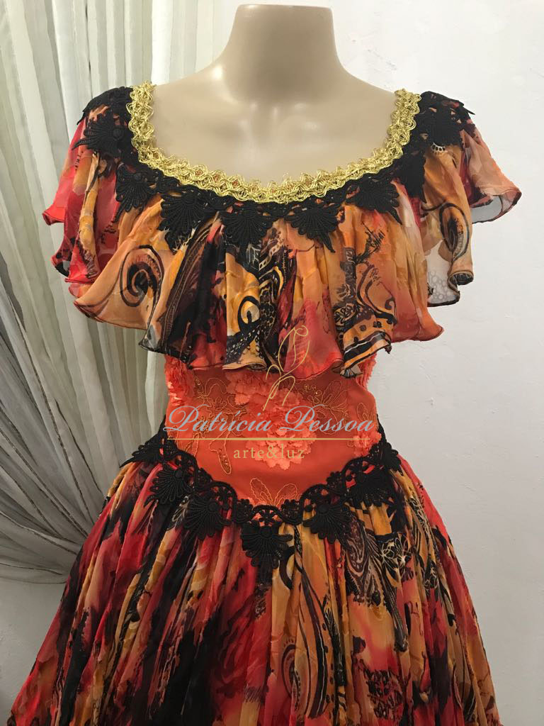 fotos de roupas ciganas femininas