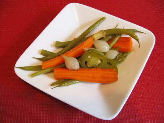 Spicy Pickled Vegetables
