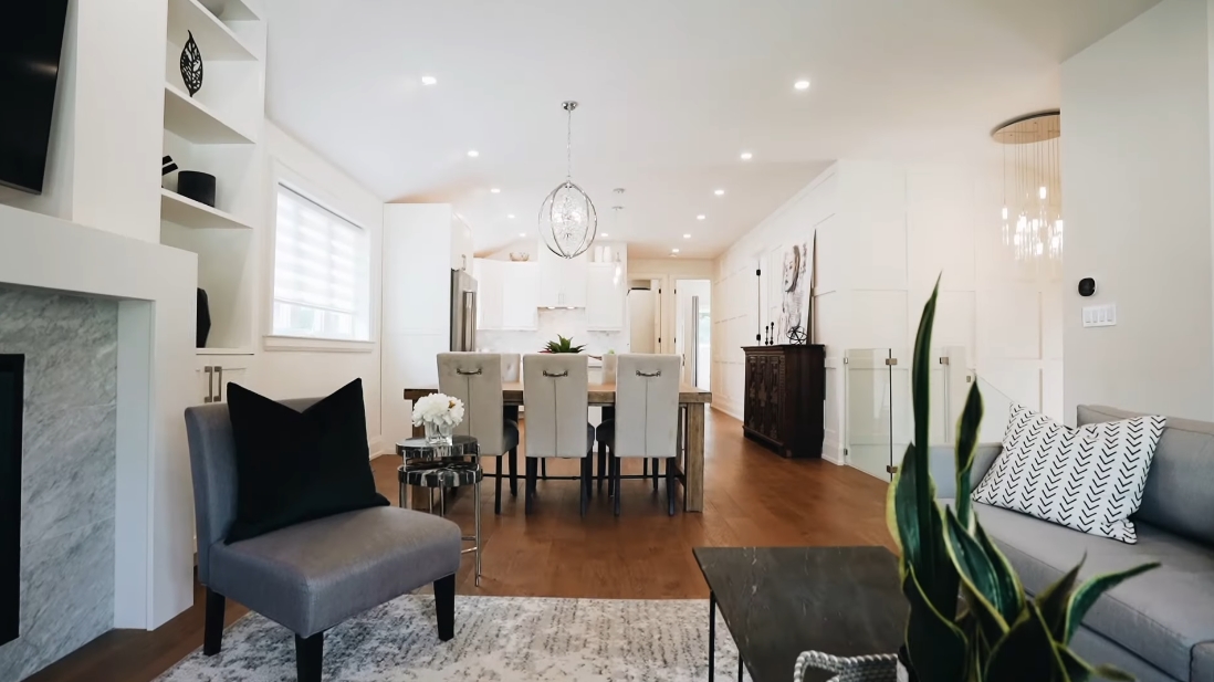 35 Interior Design Photos vs. 37 Coney Rd, Toronto Luxury Home Tour