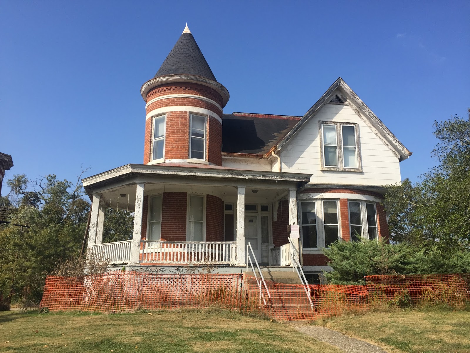 FORT THOMAS MATTERS Renovation of Military Homes In Seattle Could Signal Success for VA Homes