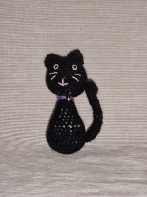 amigurumi-gato-negro-con-patrón