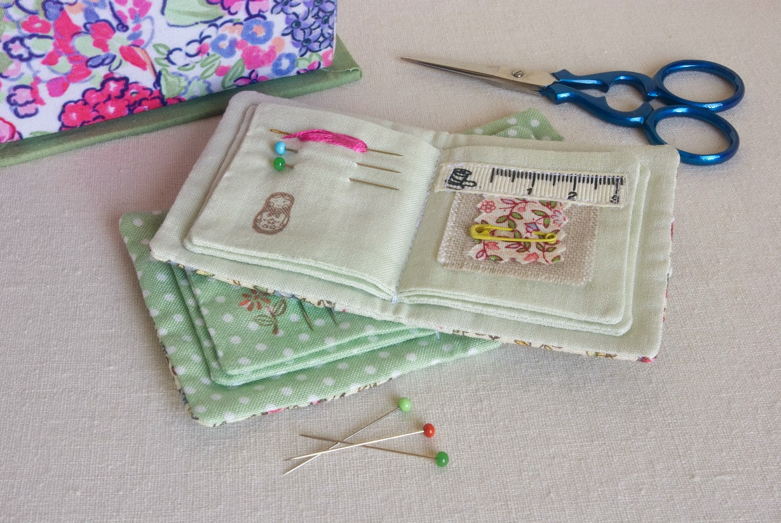 stitching-notes-tiny-needle-books