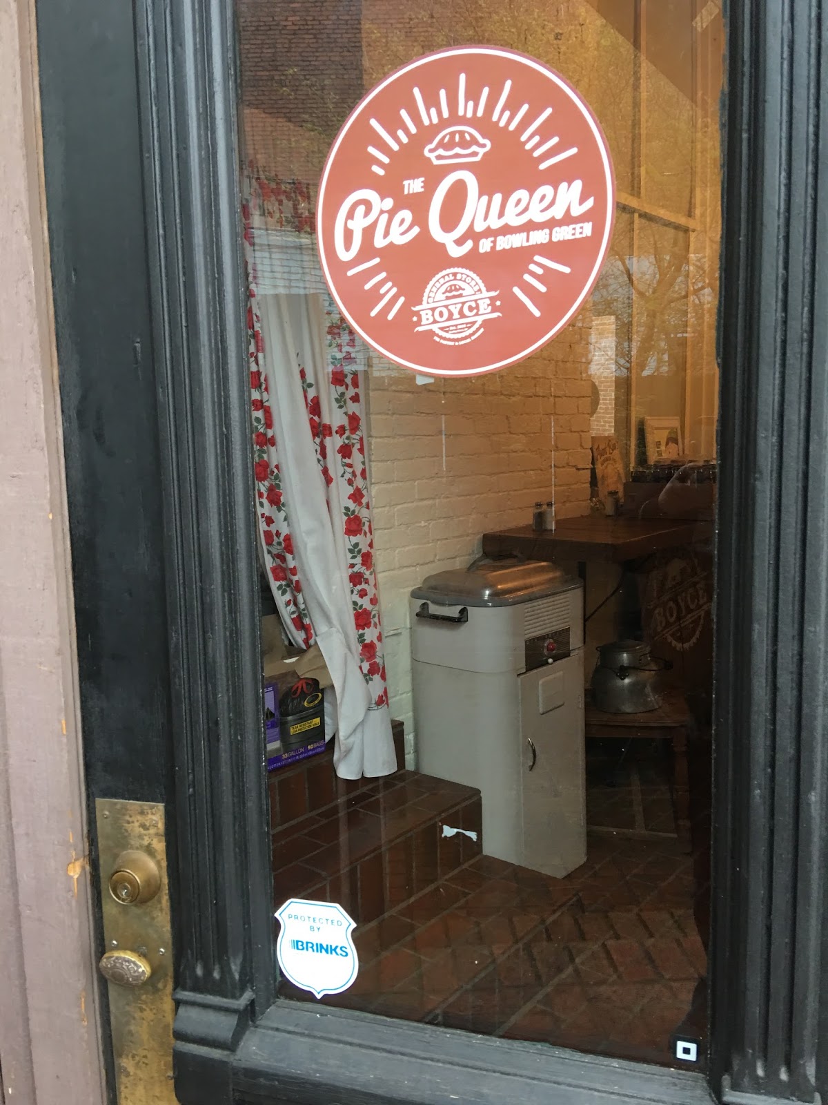 A Little Taste of Heaven The Pie Queen of Bowling Green, Kentucky