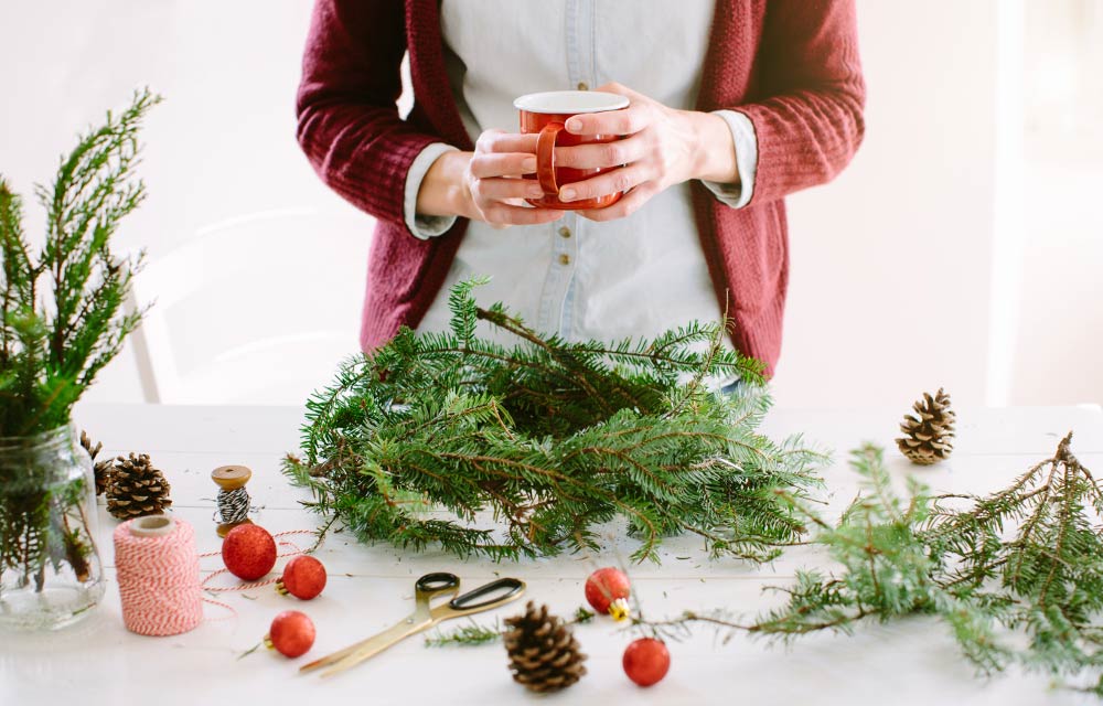 La natura dentro casa con originali decorazioni di natale fai da te ... Centrotavola natale fai da te originali
