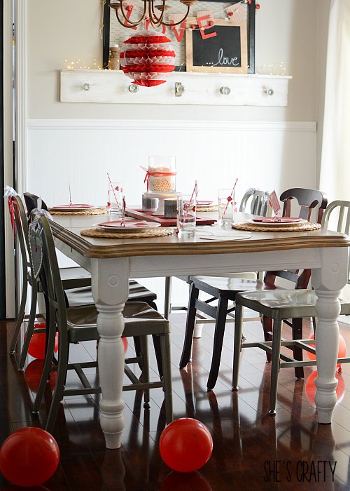 How to Decorate your Table and your dining room for Valentine's Day