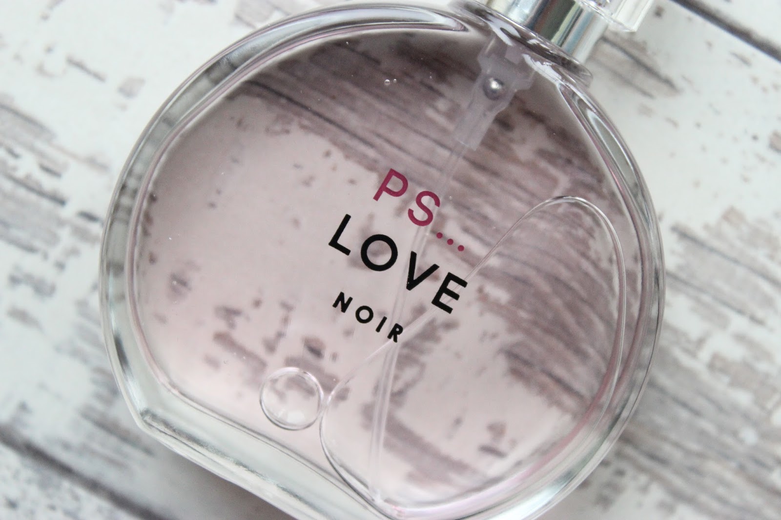 Primark PS Love Noir Lancome La Vie Est Belle Dupe UK Beauty Blogger Review Affordable Fragances