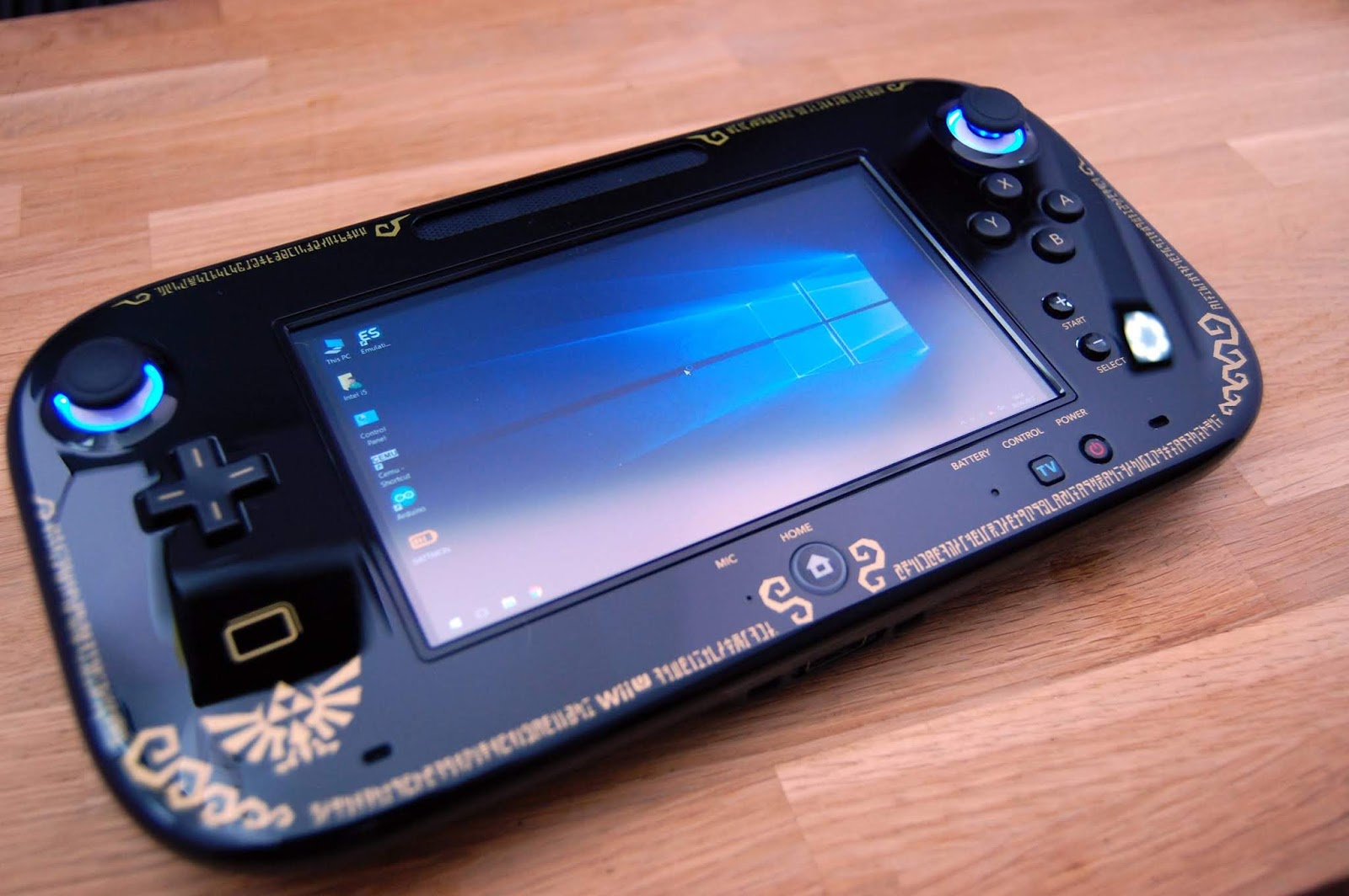 Κάποιος έφτιαξε ένα Wii U να τρέχει Windows και να εξομοιώνει το Wii U 1