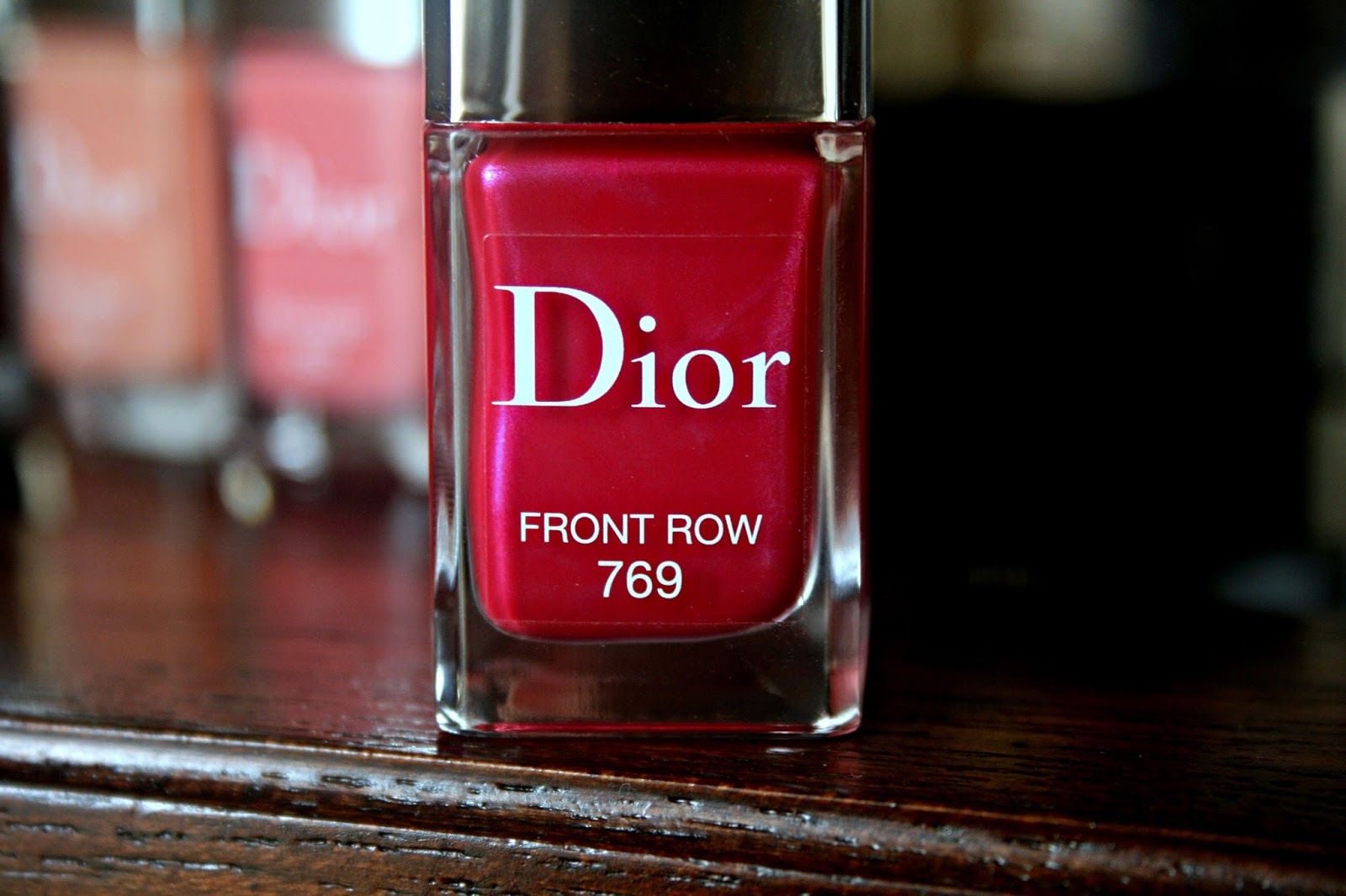 Dior Vernis Couture Colour Gel Shine and Long Wear Nail Lacquer Front Row 769 