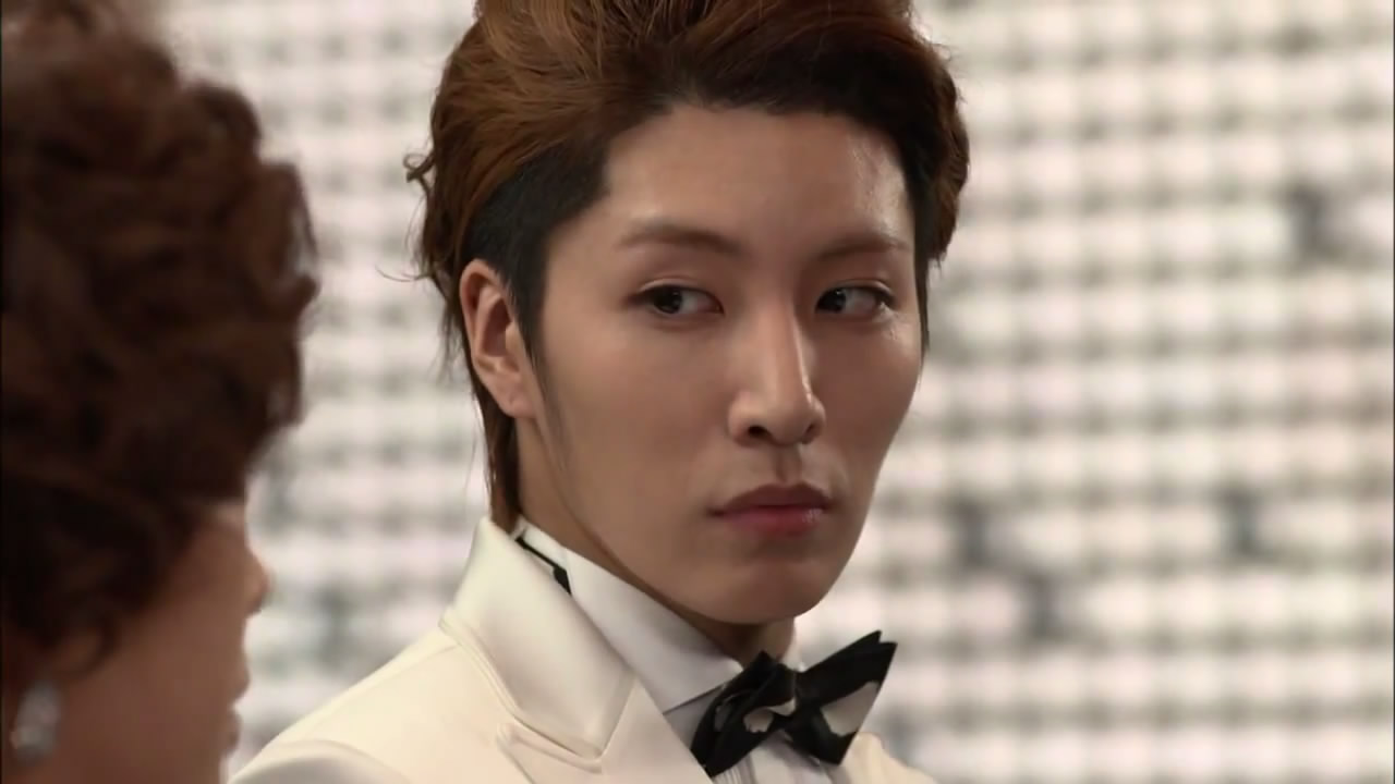 Alexander orue don't look back. More than words. Печальная история любви дорама. Sofia carson miss u more than u know. Sofia carson r3hab.