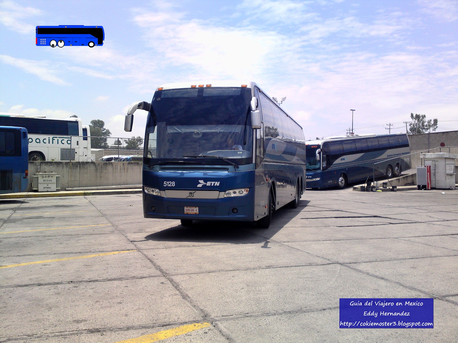 Lineas de Autobuses que ofrecen pantallas individuales touchscreen.