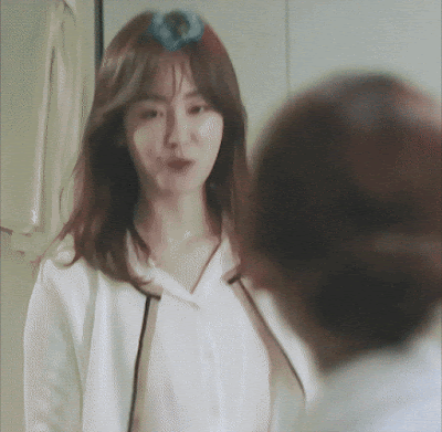 [상플] 결혼식 지겨워 죽겠는데 웬 여자가 부케를 받고 있음.gif | 인스티즈