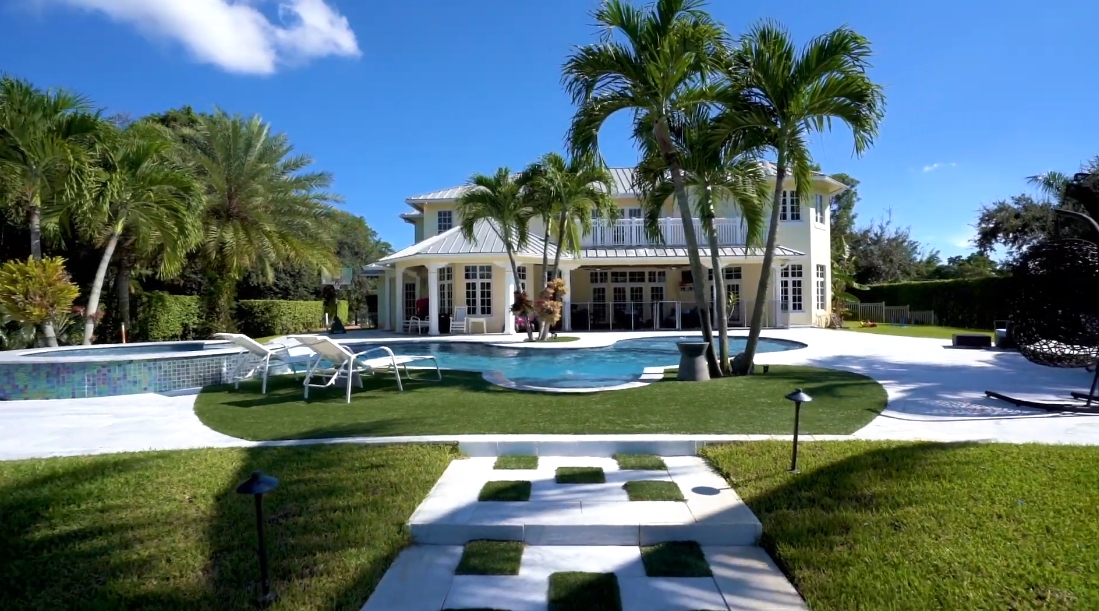 Tour 11641 SW 3rd St, Plantation, FL vs. 26 Interior Design Photos