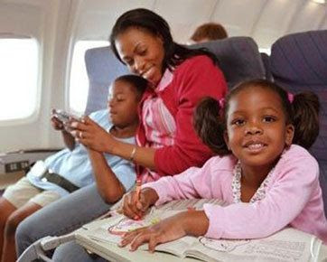 5 Tips Agar Anak Tidak Bosan Selama Di Pesawat [ www.Bacaan.ME ]