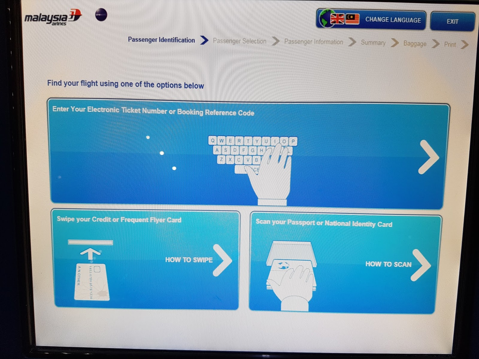 KL Holiday KLIA self check in and self print baggage tag kiosk