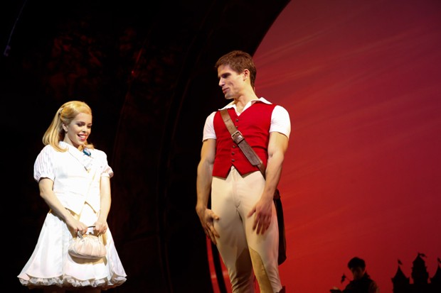 fabi bang a bruxa glinda do musical wicked estará em rock story