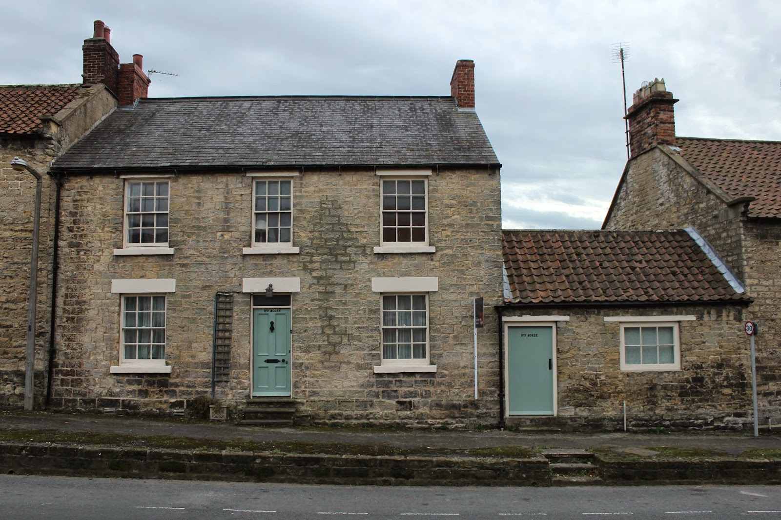 ANTECEDENT ARCHITECTURE Houses of the North York Moors ThorntonleDale