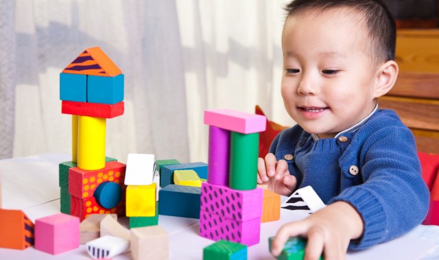Memilih Permainan Anak Berkualitas Memilih Permainan Anak Berkualitas