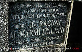 mausoleum og khouw jakarta