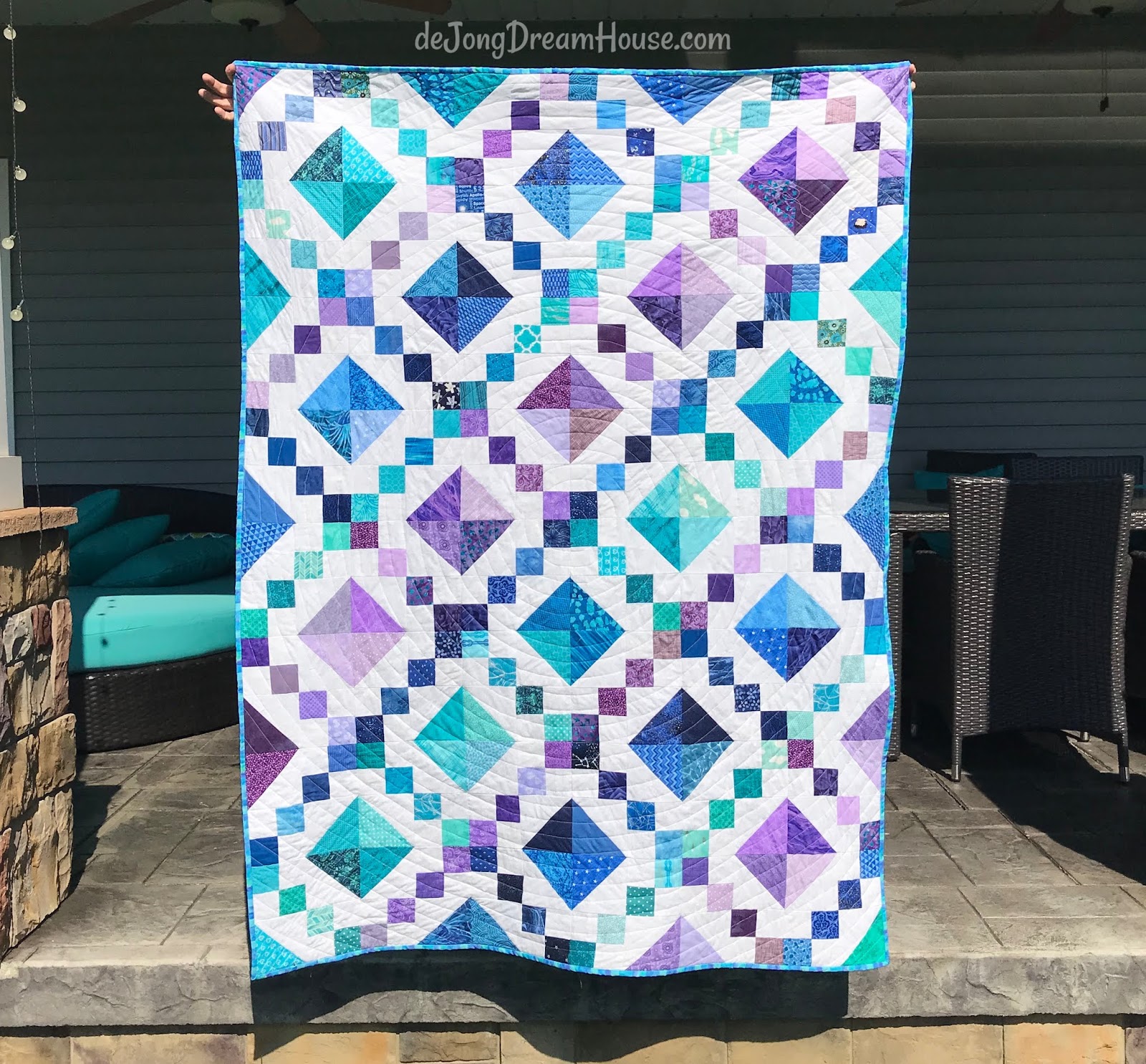 de Jong Dream House Quilt 116 Carolina Jewel Box for Quilts of