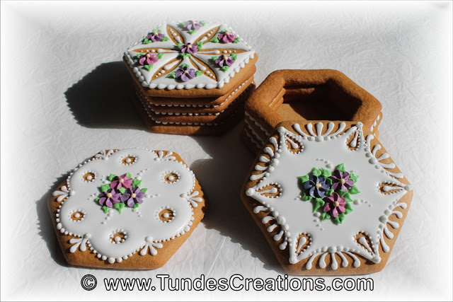 Cookie box with eyelets and flowers by Tunde Dugantsi
