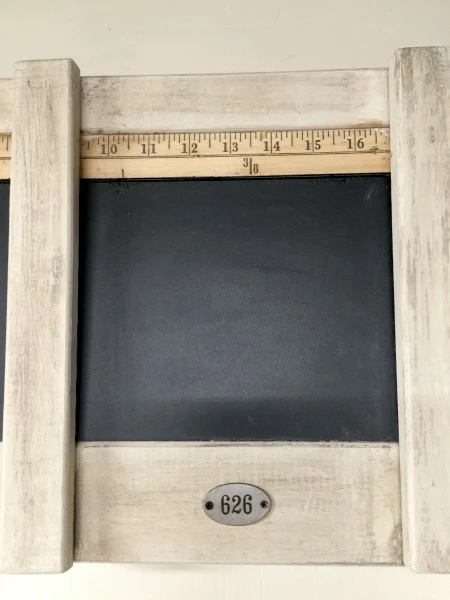 How to Make a Three Sectioned Chalkboard www.homeroad.net
