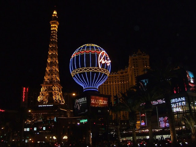 las vegas by night, las vegas boulevard, things to see in las vegas, the luxor, the venetian, caesars palace, new york casino, las vegas strip, free things to do in las vegas, free activities in las vegas, frozen cocktails in vegas, las vegas boulevard, tropicana vegas, the belaggio, water fountains at the belaggio las vegas by night, las vegas boulevard, things to see in las vegas, the luxor, the venetian, caesars palace, new york casino, las vegas strip, free things to do in las vegas, free activities in las vegas, frozen cocktails in vegas, las vegas boulevard, tropicana vegas, the belaggio, water fountains at the belaggio