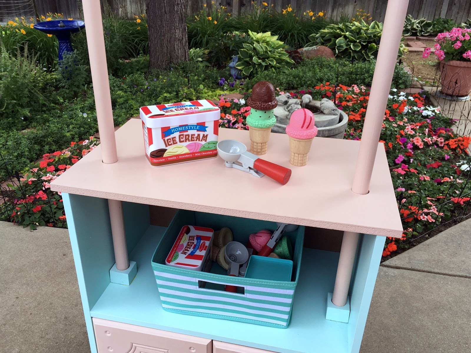 Just Another Hang Up Children's Ice Cream Shop... the big reveal!
